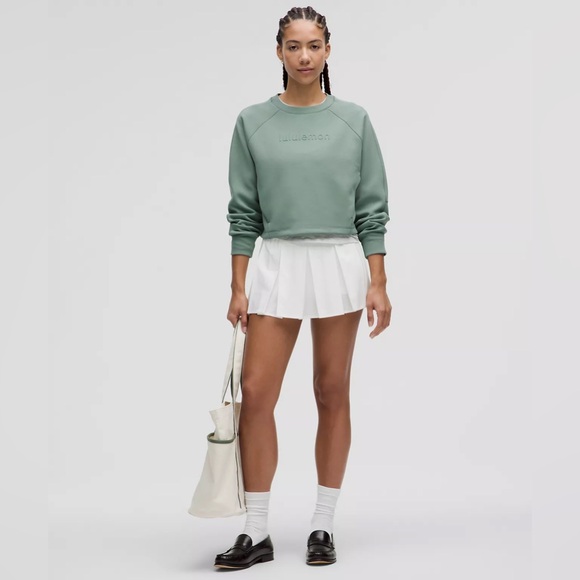 Lululemon✨Smooth Spacer Crop Pullover
Graphic EMBOSSED✨Softstreme✨Crater Blue✨12 - Picture 4 of 9